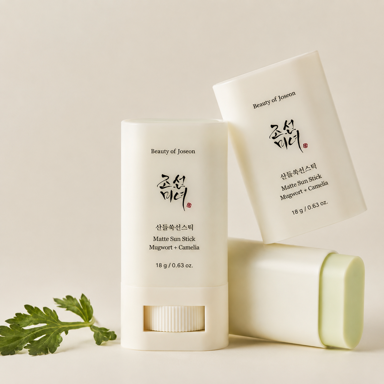 BEAUTY OF JOSEON - Matte Sun Stick: Mugwort + Camellia | 18g | Protector solar en barra con acabado mate