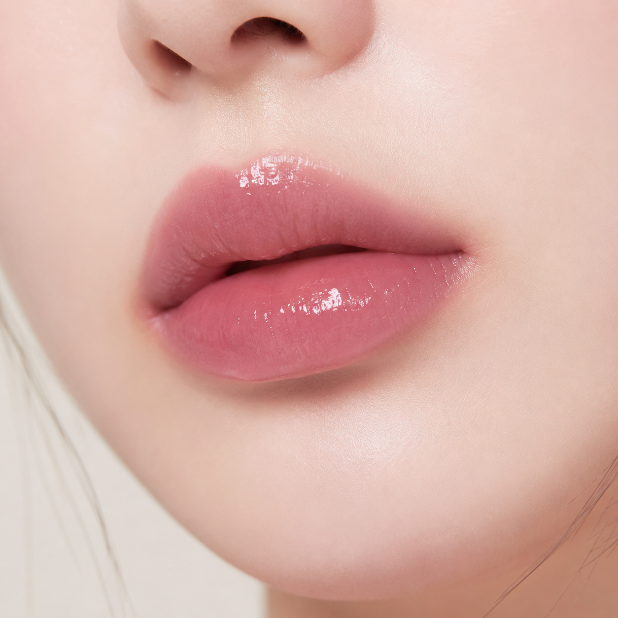 HINCE - Raw Glow Gel Tint - Tinta Labial Hidratante en Gel con Efecto Gloss 4 ml